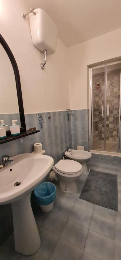 Al Focolare Di Enzo Villa Marino Luaran gambar