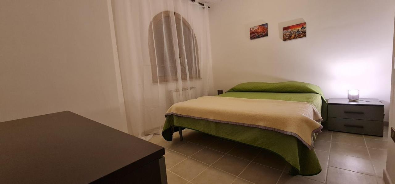 Al Focolare Di Enzo Villa Marino Luaran gambar